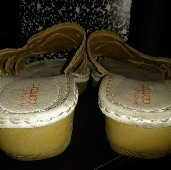Strictly Comfort Slipons - Picture 4 of 7